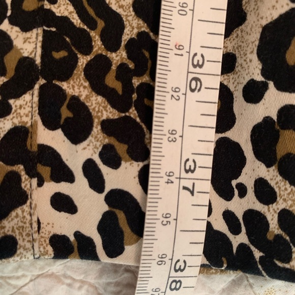 Chico’s Cheetah Sleeveless dress. Lined. Size 1.0/M. - Picture 8 of 9